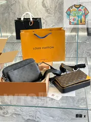 今日WTO！LV 男士用 三合一 黑武士スタイル Trio ポストマンバッグ 全国送料無料（一部除く）-WT0輸入-UTE20