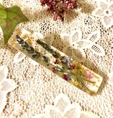 ヘアクリップ　フラワーレジン　ハンドメイド　ラベンダー　055