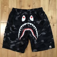 Black camo shark beach shorts Mサイズ a bathing ape BAPE シャーク ハーフパンツ ショーツ エイプ ベイプ アベイシングエイプ