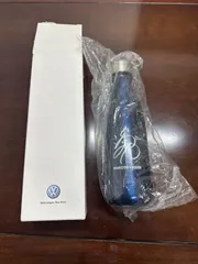 【Volkswagen】 ステンレスボトル 水筒 ノベルティ 長谷部誠サイン入り 記念品のサムネイル