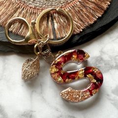 antique rose♡レジンイニシャルキーホルダー　S