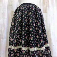 ☆ 黒地にピンク小花柄🌸 ふんわり 裾レース シフォンスカート ♡ L ブラック×ピンク ポリエステル100%