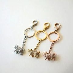 キーホルダー ぶた かわいい ブタ雑貨 シルバー ピンクゴールド ゴールド キラキラピッグのキーホルダー3カラー