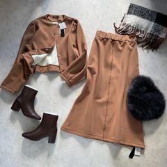 merlot裏起毛ボンディングジャケット&ロングスカートセットアップキャメル