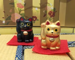 縁起物　招き猫　陶器　福おいで招福招き猫　小　金　黒　2種セット　薬師窯