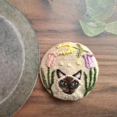 🆕シャム猫さんのミモザ、チューリップブローチ/ヘアゴム🌷