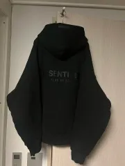 FEAR OF GOD(フィアオブゴッド) ESSENTIALS(エッセンシャルズ) バックロゴ フードのサムネイル