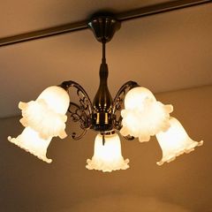 【美品】IDC OTSUKA 大塚家具 アンティーク風ペンダントライト 3灯 美品】IDC OTSUKA 大塚家具 アンティーク風ペンダントライト 3灯