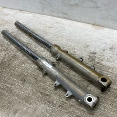 CB400SF SHOWA フロントフォーク左右セット NC31 - メルカリ