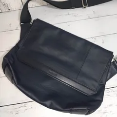 Calvin Klein PLATINUM カルバンクライン ショルダーバッグ　ユニセックス