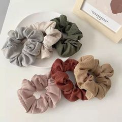 【新着商品】癒し系 ヘアアクセサリー 優しい 髪留め 無地 髪飾り 上品 大きめ モランディ 花柄 秋冬 可愛い 女性 大人 レディース シルクヘアゴム シュシュ ６点セット Gulenvailo