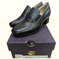 viel Huld パンプス 新品】viel huld(ﾌｨｰﾙﾌﾙﾄｩ) 5.5㎝ヒール グレー22.5cm EEE幅