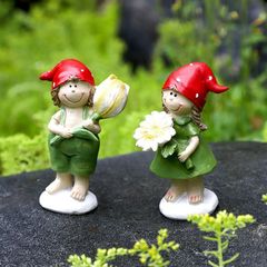 置物 オブジェ ガーデンオーナメント 花を持っている小人 2個セット 屋外 屋内 インテリア 玄関 リビング ダイニング 装飾 庭 ガーデニング
