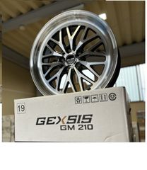 特価即納　ＰＲＩＵＳプリウス６０系　１９インチ新古品　１９インチ４本セット　ＺＶＷ６0 　ＭＸＷＨ６０　GEXSIS　ジクシス　 GM210