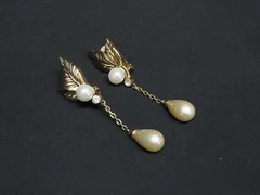 ■美品■ NINA RICCI ニナリッチ ラインストーン パール リーフ クリップ式 イヤリング アクセサリー レディース ゴールド系 DK1789