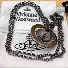 Vivienne Westwood/ヴィヴィアンウエストウッド•オーブ ラージ - メルカリ