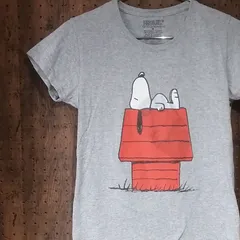 PEANUTS　ピーナッツ　スヌーピー　プリントTシャツ　サイズＳ