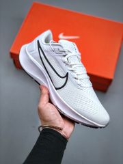 ナイキ Nike Pegasus 38   スニーカー