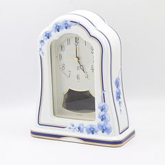 ⭐️ロイヤル コペン ハーゲン ブルーフルテッド 置時計(美品）〜激安❣️ ⭐️ロイヤル コペン ハーゲン ブルーフルテッド 置時計(美品）〜激安