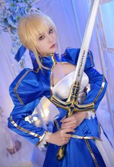Fate/stay night セイバー　コスプレ　衣装