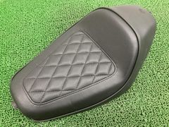 Mustang スポーツスター用シート ハーレーXL - メルカリ