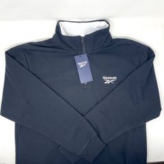 【新品未使用品】 Reebok(リーボック) ハイネック　プルオーバー 黒 ブラック 170