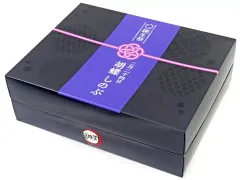 【中古】雑貨 [単品] 胡蝶しのぶ 化粧箱 「鬼滅の刃×ufotable Cafe×マチ★アソビCAFE 胡蝶しのぶ誕生祭2025 お誕生日BOX」 WEBSHOP限定