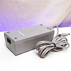 〔SHARP〕ACアダプター 12V--5.5A