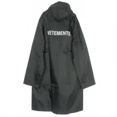 2024年最新】vetements レインコートの人気アイテム - メルカリ