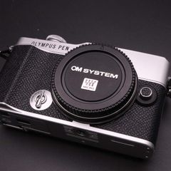 OM SYSTEM/オリンパス PEN E-P7 EZダブルズームキット シルバー 【中古】