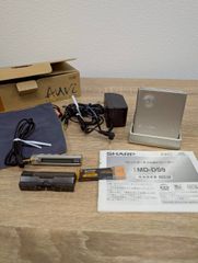 【動作確認済み】SHARP Auvi 1ビット ポータブルMDプレーヤー MD-DS9-N シャンパンゴールド 完品
