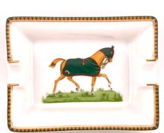 美品 HERMES エルメス ミニ アッシュトレイ 灰皿 馬柄 緑 陶磁器 馬柄 小皿 豆皿 マメ皿 箸置き ミニトレー ジュエリートレー メンズ レディース