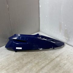 ホーネット250 テールカウル タンデムバー穴パテ埋め - メルカリ