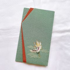 新品 未使用 ふくさ  袱紗 グリーン オレンジ バイカラー 鶴 刺繍 日本製 金封ふくさ