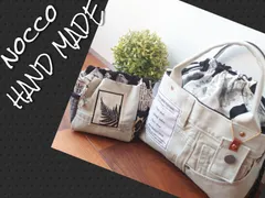 No522【greenDENIM✖️水玉花柄 デニムリメイク巾着トートバッグ&ミニポーチ付き🎵】全面あおりポケット👖お揃いバネポーチセット💚