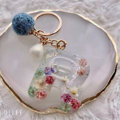レジン　アルファベットキーホルダー（R）