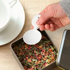 ティーメジャー ブラン blanc ステンレス製 スプーン ホーロー 日本製 （ メジャースプーン 茶匙 洋食器 カトラリー 白い食器 琺瑯 茶葉 茶さじ ティーキャディースプーン 白 おしゃれ ）