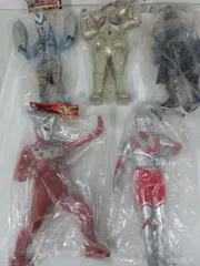 MO-00231 バンプレスト ウルトラマンシリーズ ビッグサイズソフビフィギュア 1 バルタン星人 2 キングジョー 他