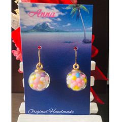 カラフルボール入りピアス