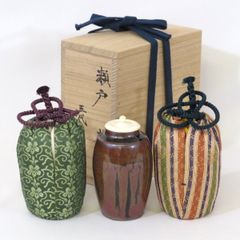 【八月の特売品】 五代 加藤作助作 瀬戸茶入 眼鏡箱 仕覆二つ 八宝模様金襴 道元緞子 茶道具 【中古 美品】