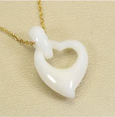 天然白珊瑚ネックレス（ハート）