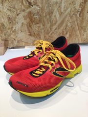 250651 NEWTON ニュートン Distance Elite ディスタンスエリート　スニーカー靴　24.5㎝