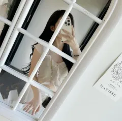 1 回 着用 フェミニン フリル ノースリーブ クロップド アイボリー