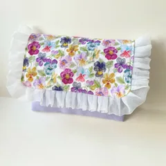 移動ポケット　リバティ　フリル　女の子