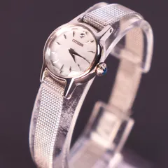 【値下げ❗️】【極美品】シチズン　kiiキー エコドライブ　シェル文字盤　稼働品 Kii（CITIZEN） シチズン キー CITIZEN Kii: エコドライブ