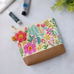 インド刺繍リボンと合成皮革の舟形切り替えポーチ