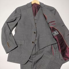 【極美品】【希少サイズ】Men's Bigi　3ピース チェック スーツ セットアップ　SSサイズ　グレー　ビジネス　カジュアル　背抜き　フォーマル