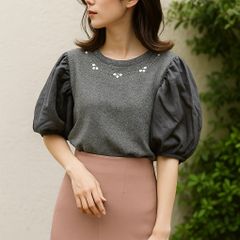 ＼顔まわり華やぐ上品トップス💎✨／マジェスティックレゴン＊ MAJESTIC LEGON＊ビジュー付きパフスリーブカットソー＊半袖＊五分袖＊グレー系・Mサイズ相当＊春夏～秋🌼