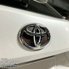 のんたろす様専用【松印】車種専用 エンブレムフィルム (リアメーカー空白) カローラツーリング ZWE211W ZWE214W ZWE215W ZWE219W ZRE212W NRE210W MZEA12W MZEA17W ハイブリッド WXB【木目ブラック】