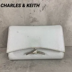CHARLES&KEITH Huxley メタリックアクセントフロントフラップ ★ ■■